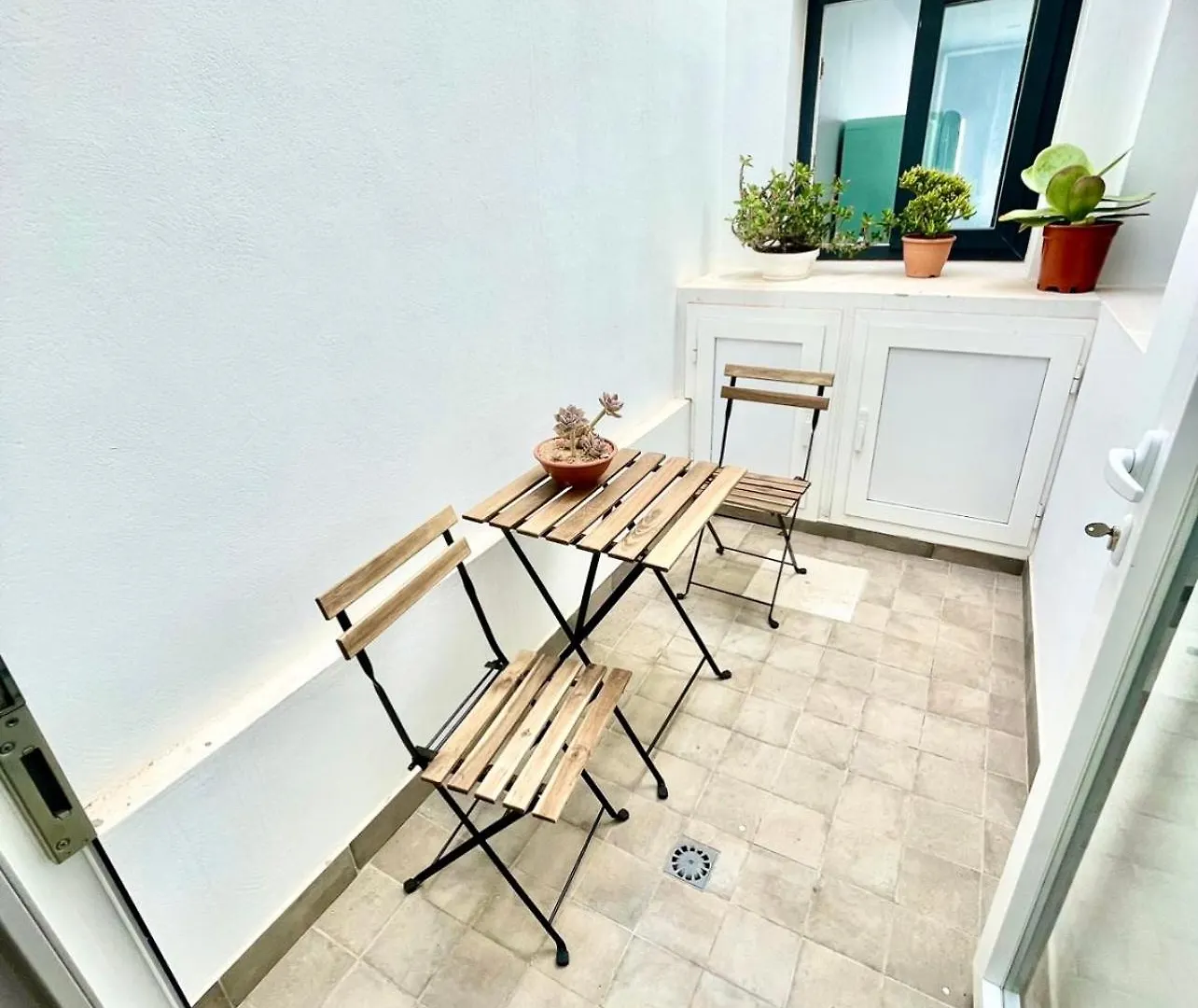 Weybeach 7 - New, Modern, Stylish, Fully Equipped La Santa Apartment